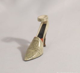 创意玻璃工艺品 从婚庆礼品到生活美学的全方位指南